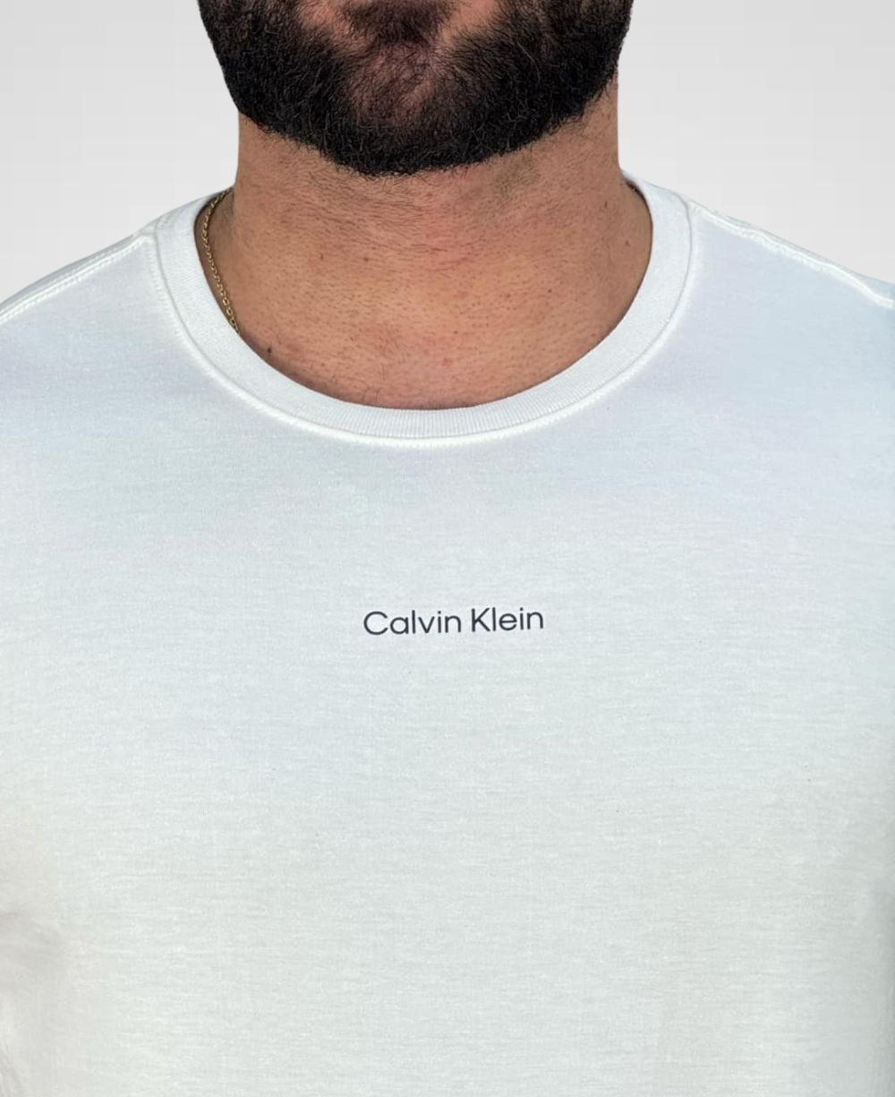 Camiseta Off-white Masculina Manga Curta - Calvin Klein