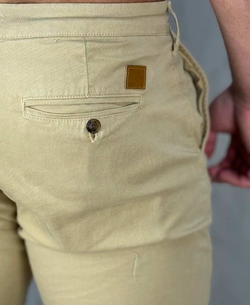 Calça Alfaiataria Bege Incense Masculina Vitor - Forum