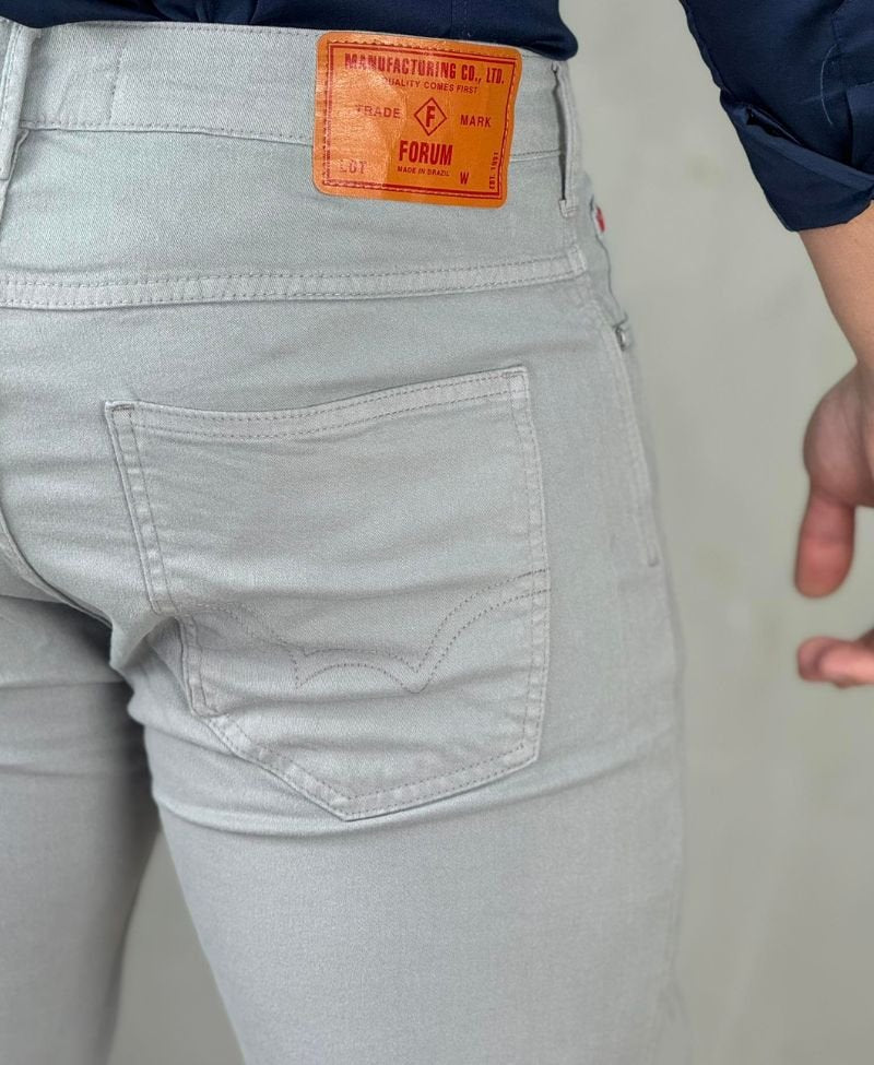 Calça Sarja Cinza Masculina Slim Alexandre - Forum
