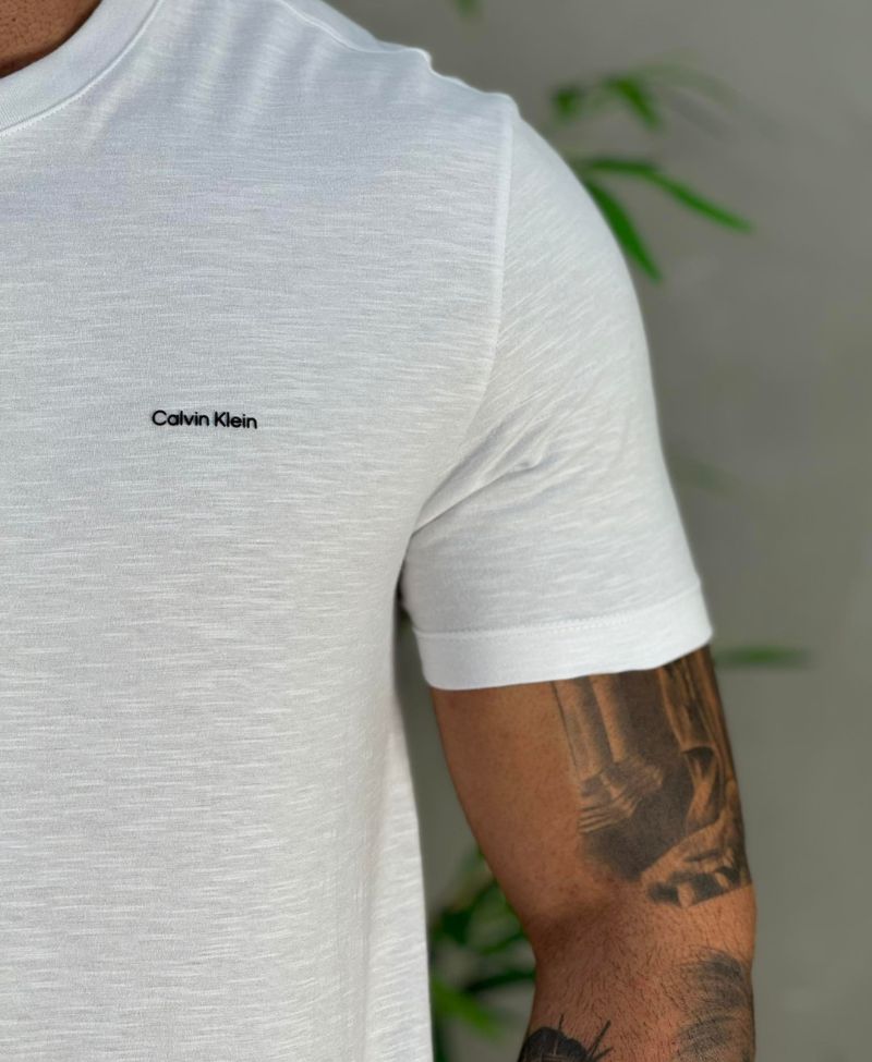 Camiseta Branca Masculina Logo Minimalista - Calvin Klein