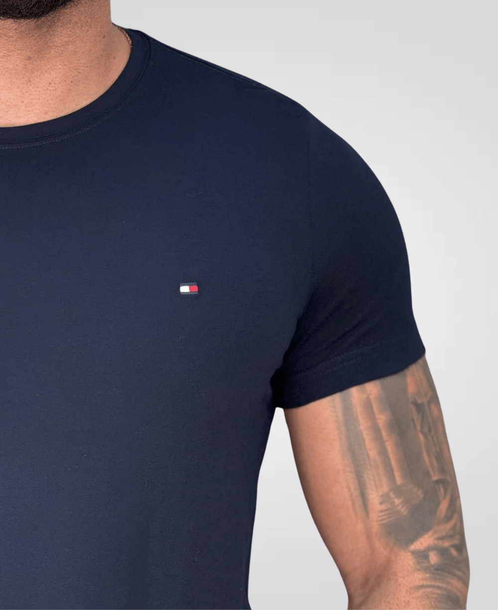 Camiseta Azul Marinho Masculina Classic Pima - Tommy Hilfiger